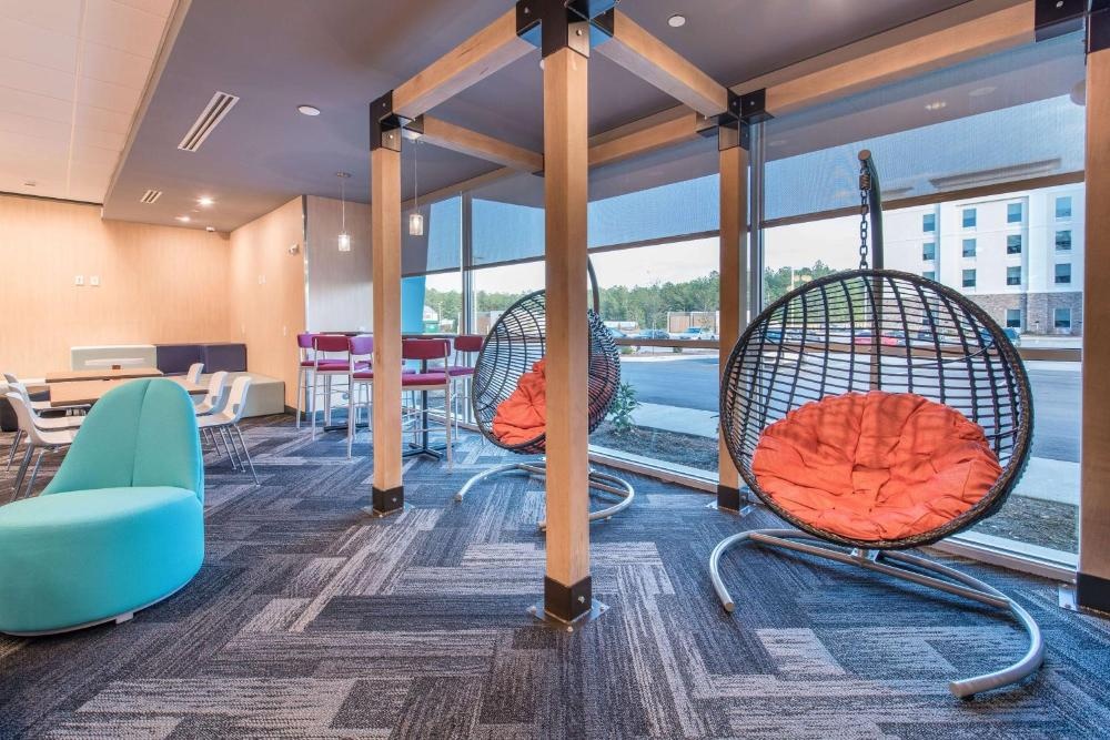 Tru by Hilton Fayetteville I-95, NC